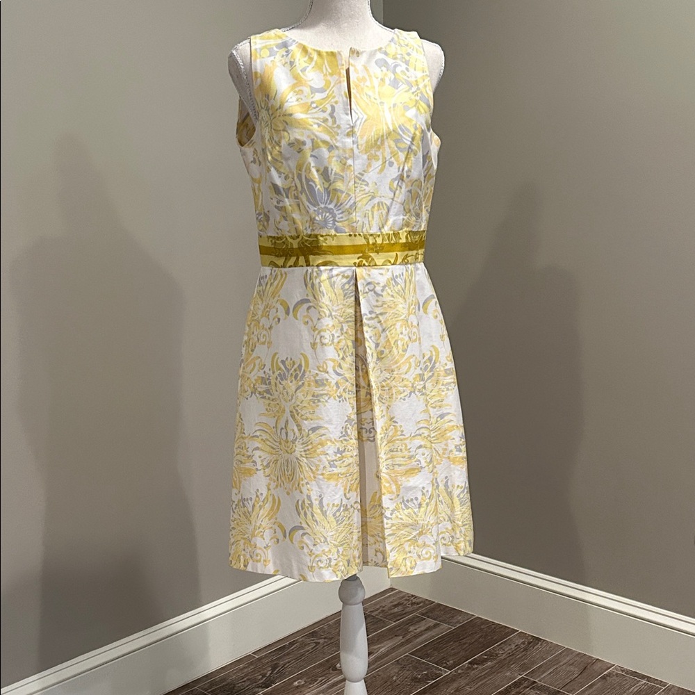 Chic Yellow and White Patterned  Dress